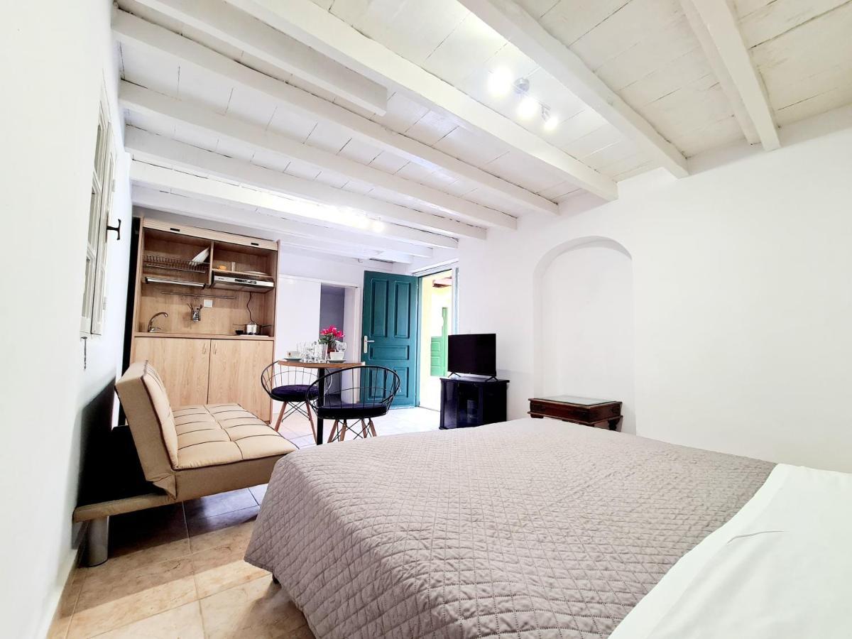Piccolo Modern Suites Old Town Rhodes City Exterior photo