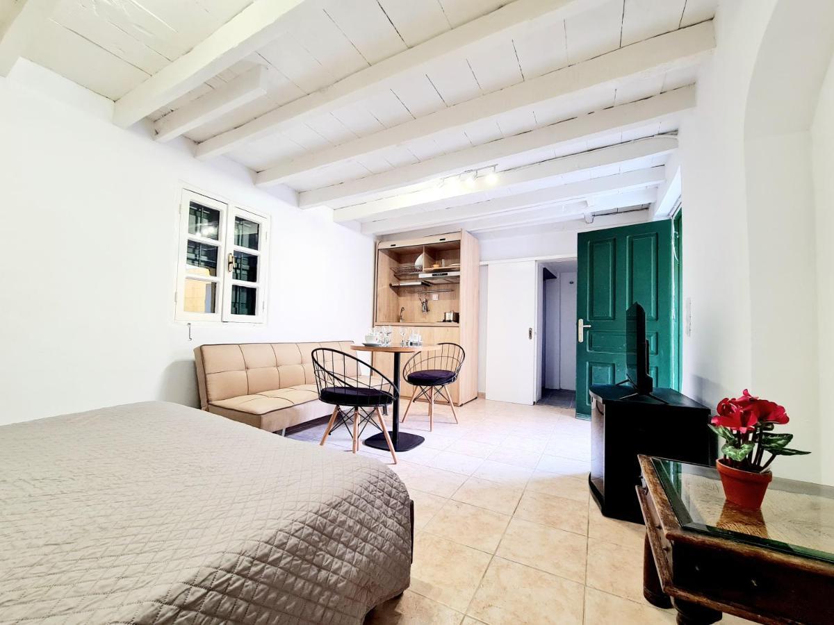 Piccolo Modern Suites Old Town Rhodes City Exterior photo