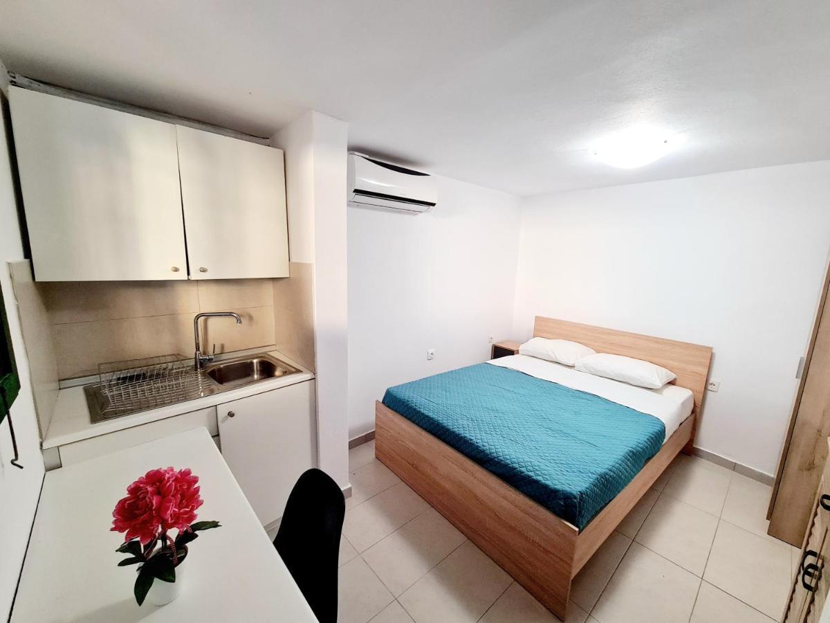 Piccolo Modern Suites Old Town Rhodes City Exterior photo