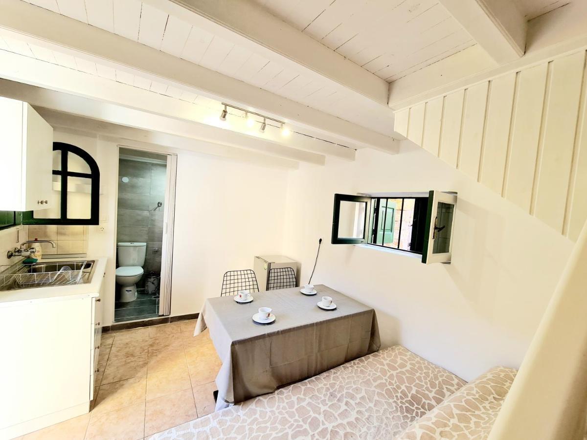 Piccolo Modern Suites Old Town Rhodes City Exterior photo